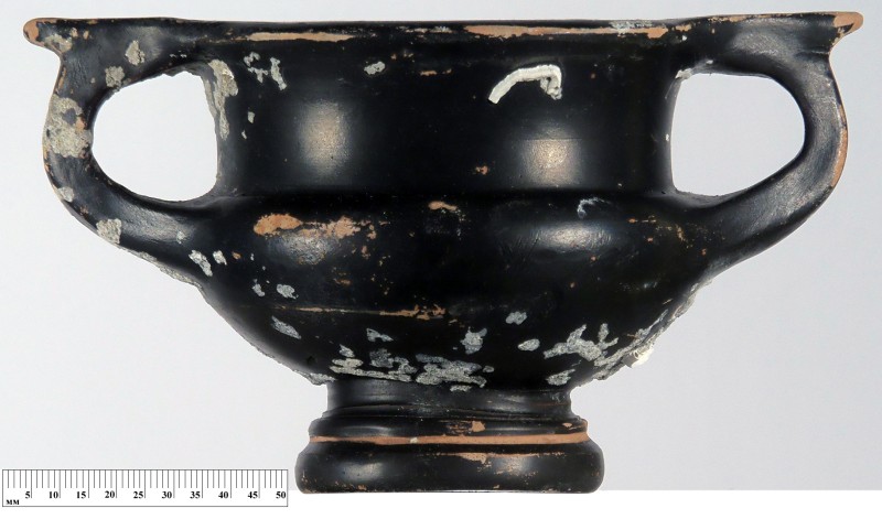 Чорнолаковий канфар