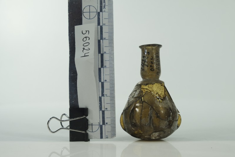 Пляшечка мініатюрна