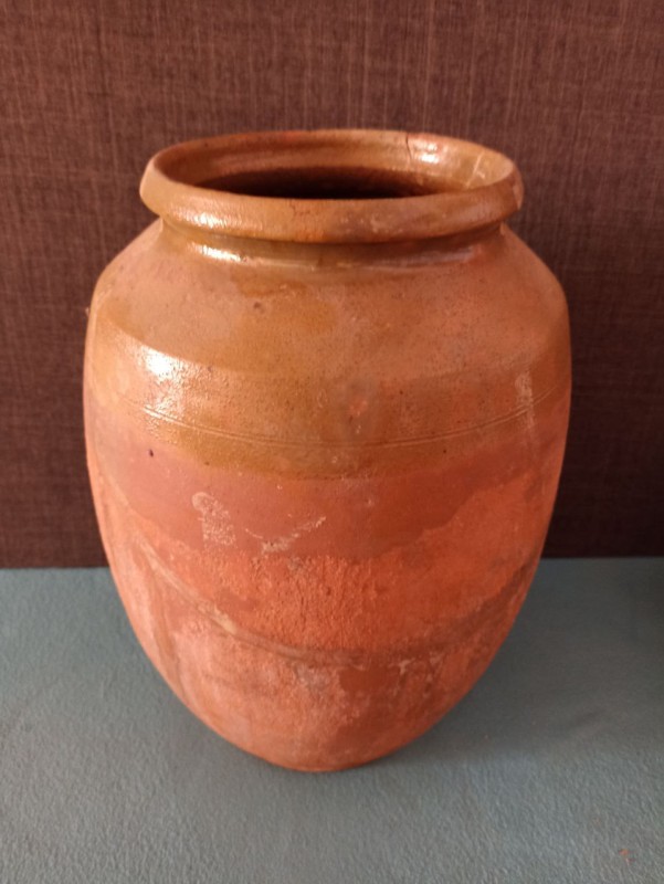 Глек глиняний