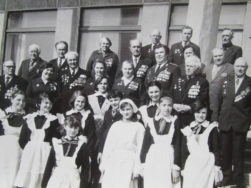 Фото групове. Зустріч ветеранів.