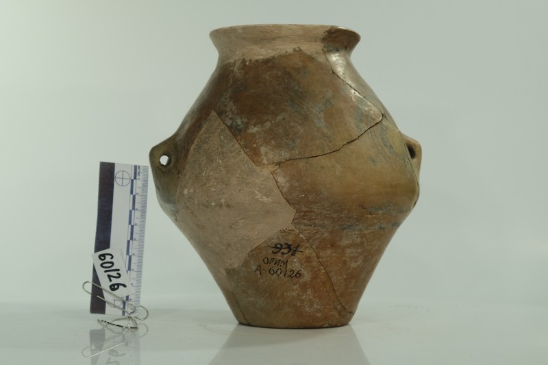 Посудина червоноглиняна