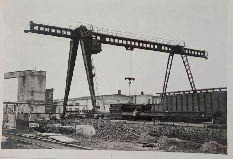 Консульно-козловий кран марки ККК - 16, вантажопідйомністю 16 т, що випускається РМЗ м. Красноармійська з 1965 р.