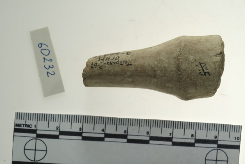 Фрагмент статуетки