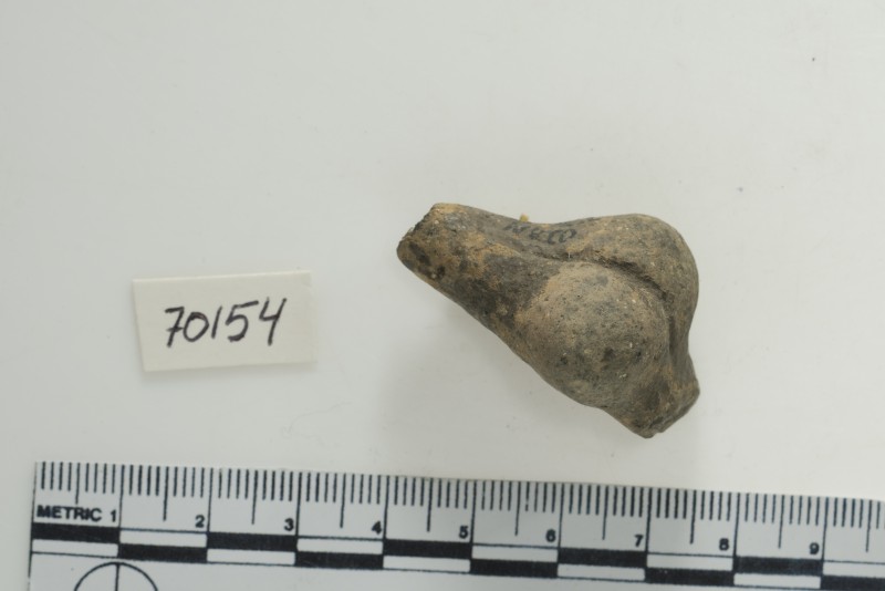 Уламок жіночої фігурки