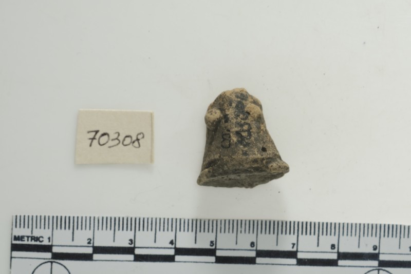 Уламок жіночої фігурки