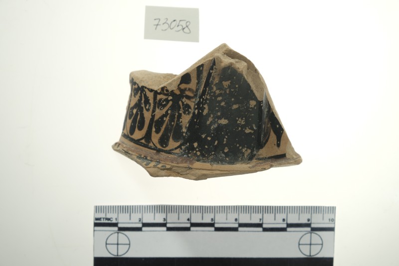 Уламок горла чорнофігурної посудини