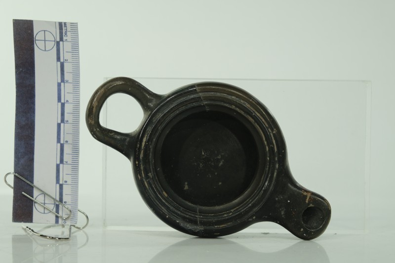 Світильник чорнолаковий