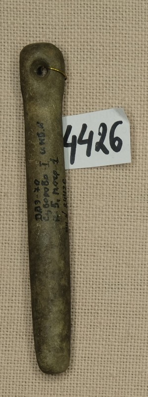 Тесальний брусок із жовтого піщаника