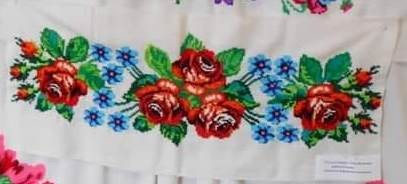 Вставка-вишивка до простирадла. 20 ст.