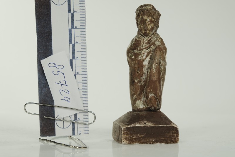 Теракотова статуетка