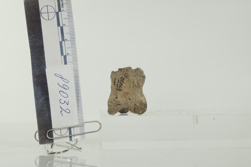 Глиняна фігурка тварини