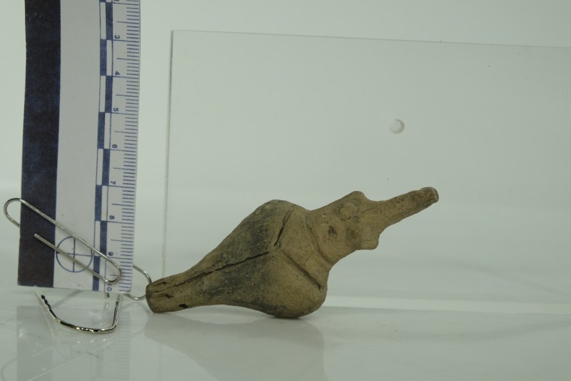 Жіноча статуетка