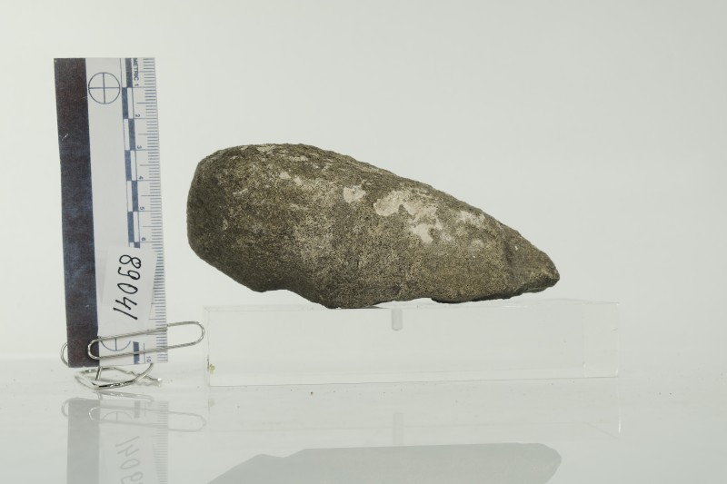 Камінна мотика?