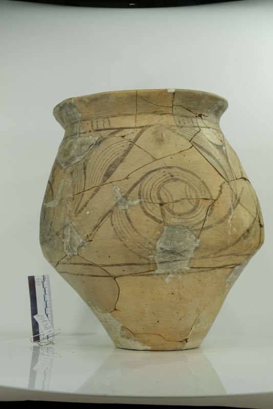 Велика біконічна посудина