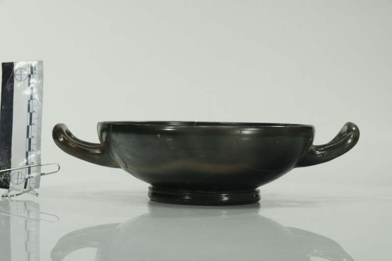 Кілік чорнолаковий, аттичного виробництва