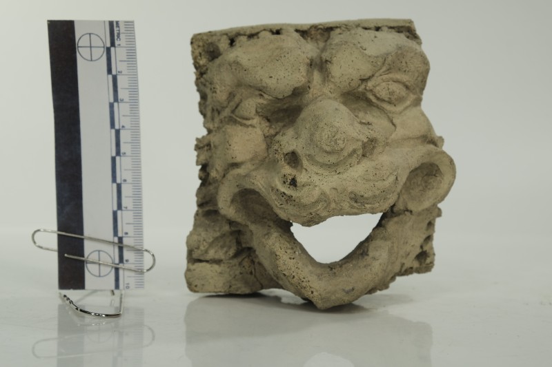 Ліпна деталь зливу/трапу (голова лева)