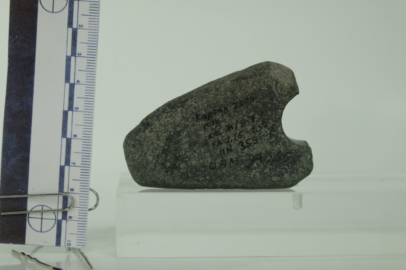 Кам'яна сокира