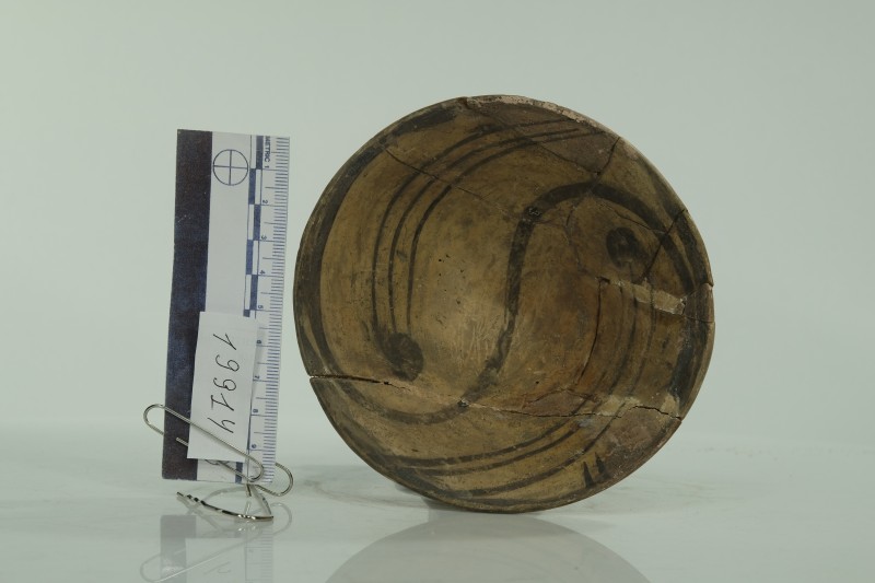 Мисочка красноглиняна, конусоподібної форми