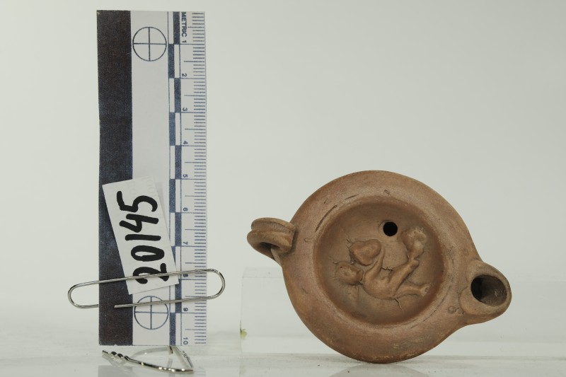 Червонолаковий світильник