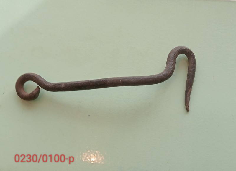 Гачок дверний