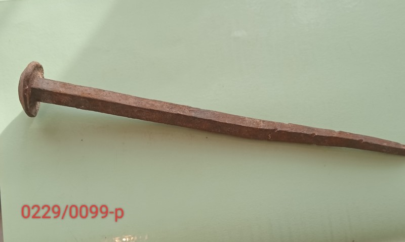 Металевий кілок - цвях