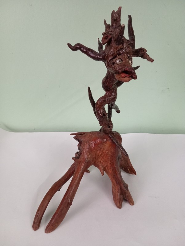Дерев'яний виріб "Чорт"