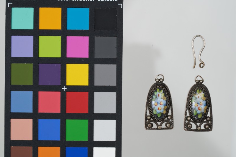 Сережки жіночі