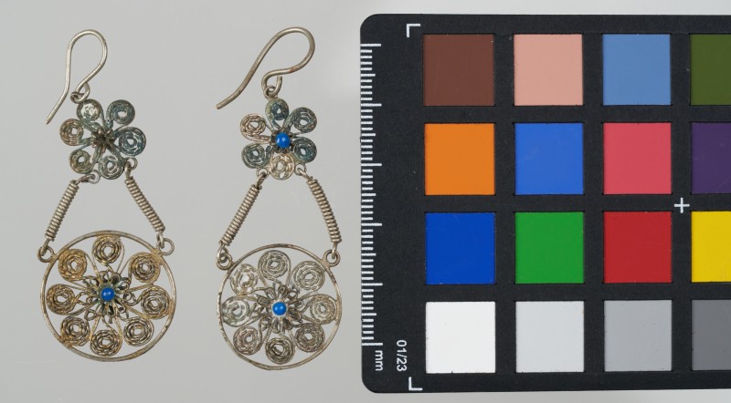 Сережки жіночі