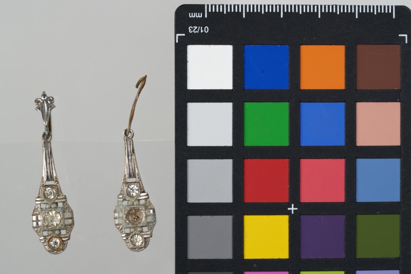 Сережки жіночі