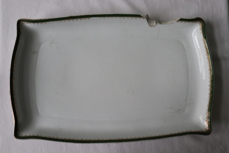 Блюдо прямокутної форми