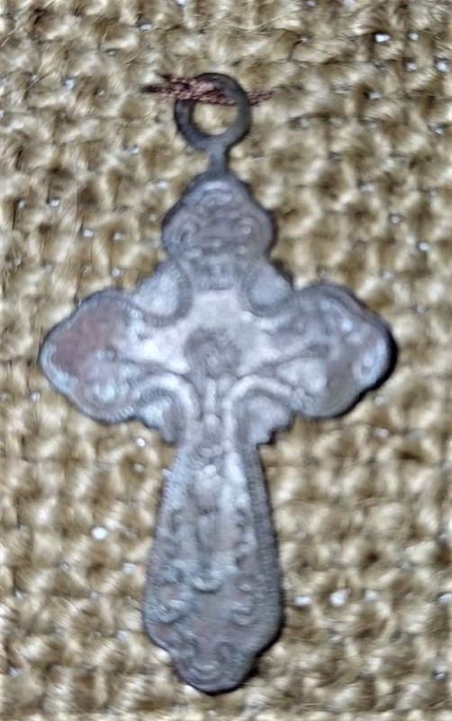 Хрестик натільний