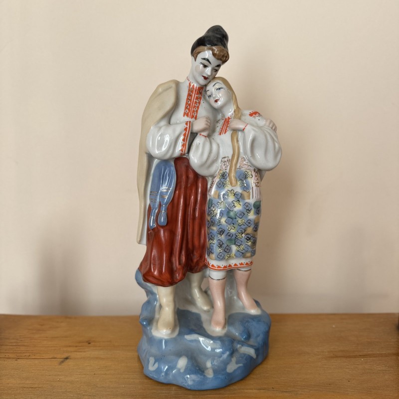 Статуетка керамічна " Майська ніч" або " Закохана пара"