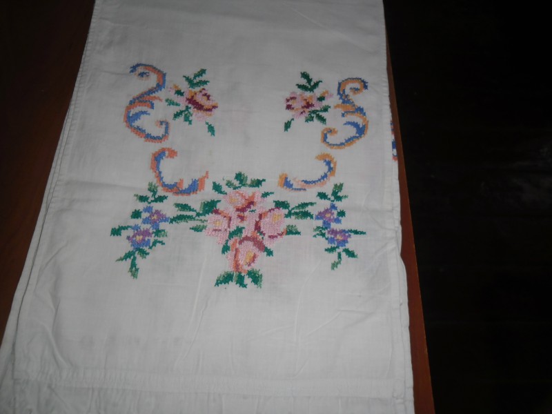 Український рушник вишитий хрестиком