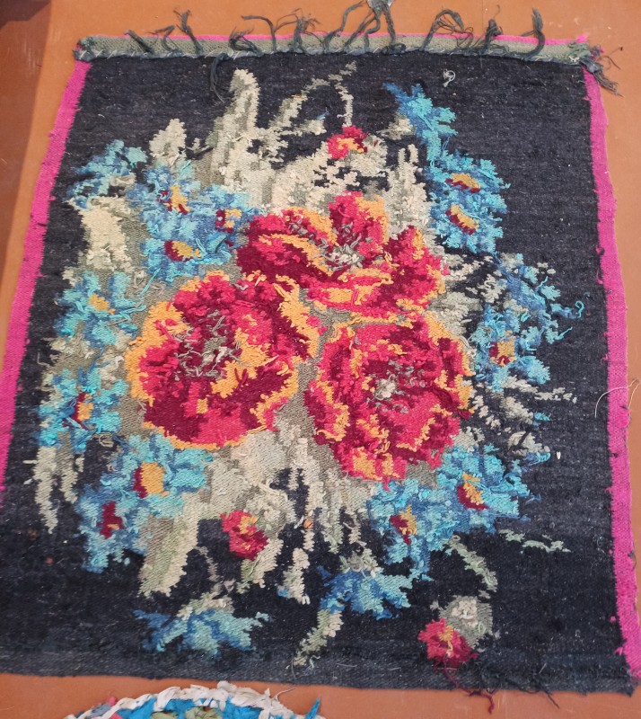 Вишиваний килимок