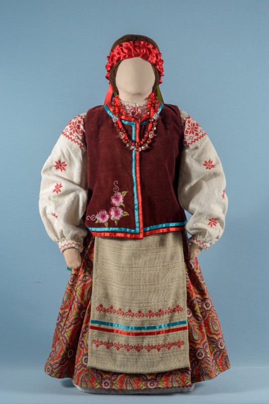 Лялька у вбранні Центральної Київщини