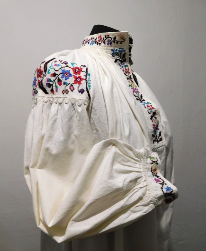 сорочка жіноча вишита