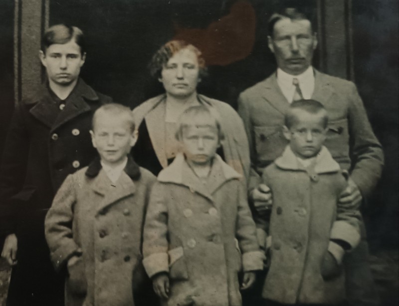 Фото. Ліпінські з дітьми