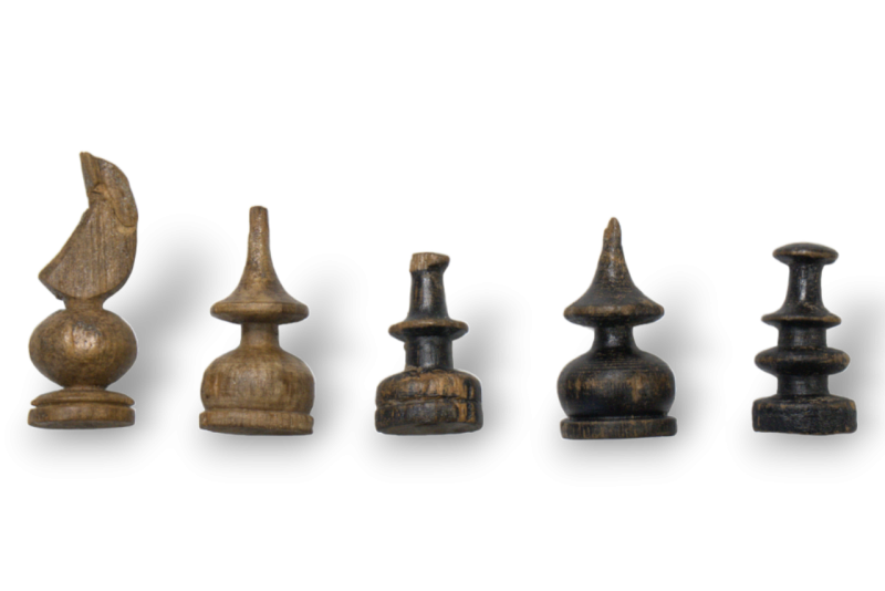 Дерев’яні шахові фігури XVII – XVIII ст.