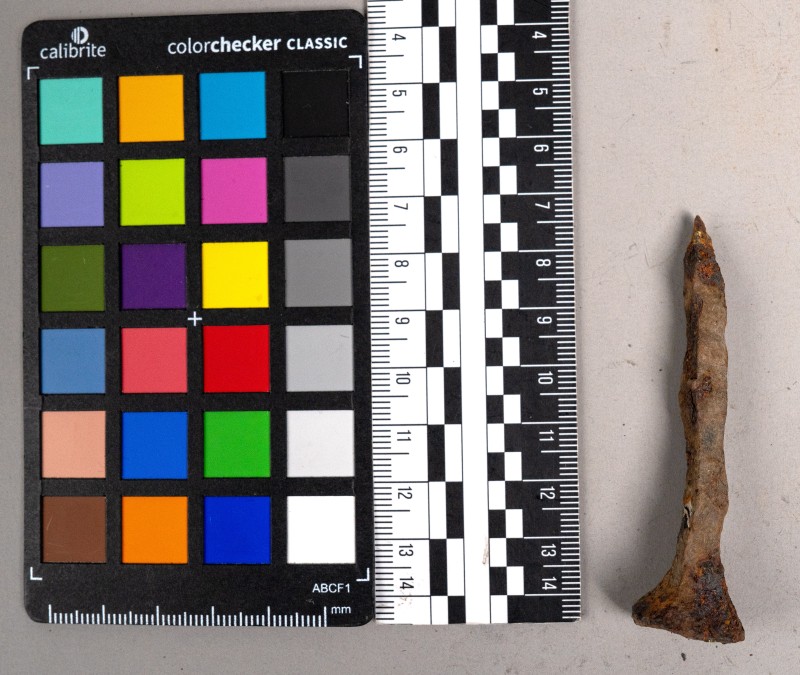 Цвях кований