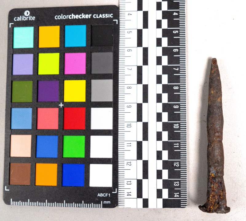 Цвях кований