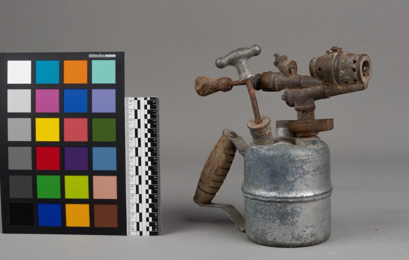 Лампа паяльна