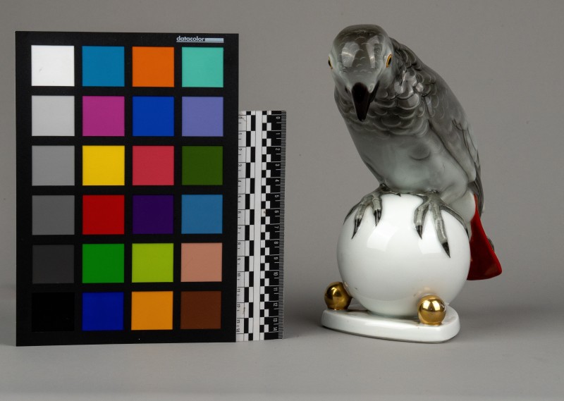 Статуетка папуга