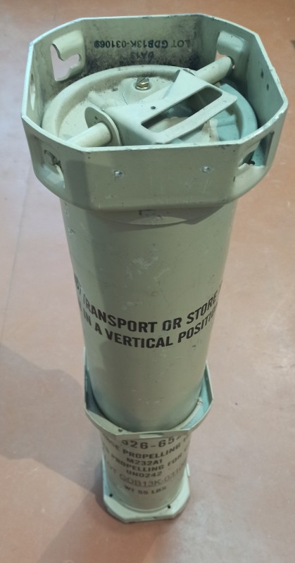 Тубус для транспортування 155 мм. снарядів.