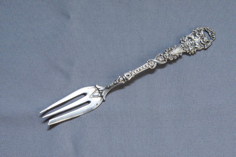 Виделки десертні для фруктів