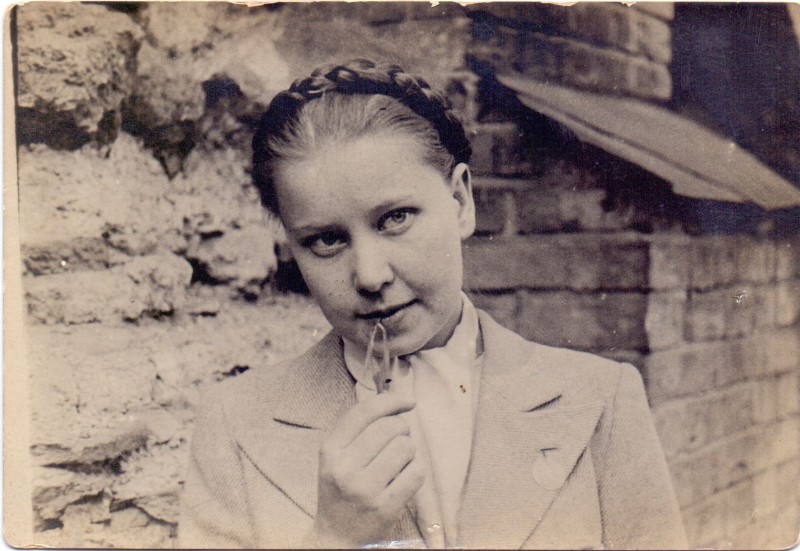 Фото чорно - біле "Галина Талащук".