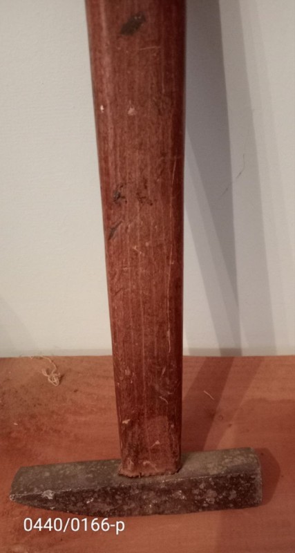 Молоток для клепання коси