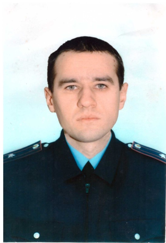 Фото кольорове співробітника міліції Тарусіна Дмитра Анатолійовича.