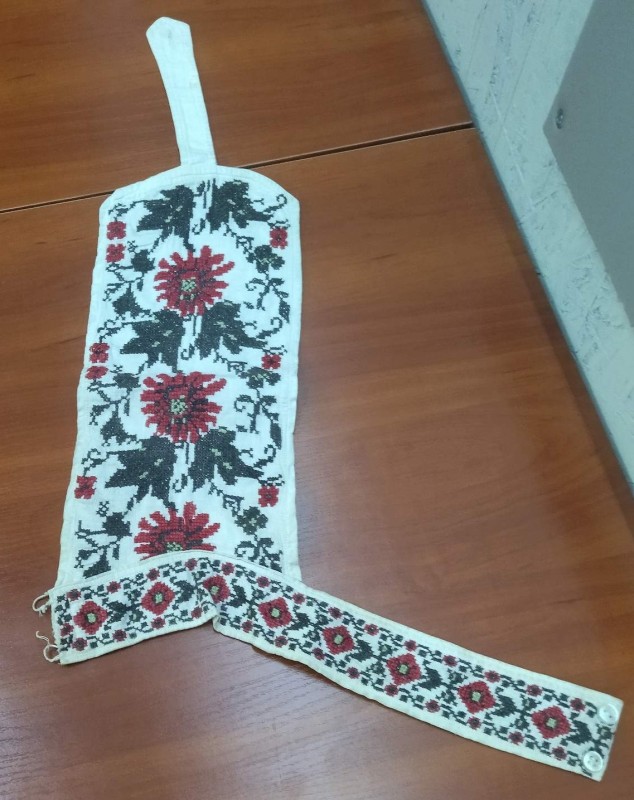 Манішка до сорочки