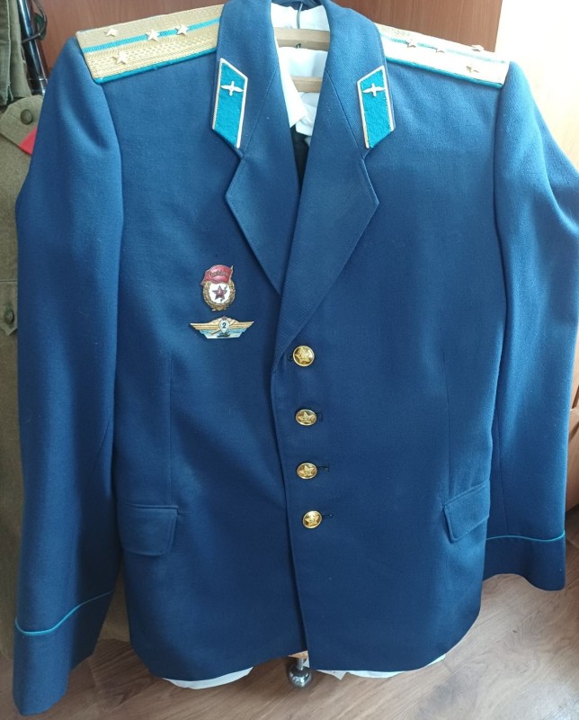 Китель парадно-вихідний капітана ВПС СРСР