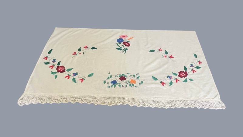 Занавіска вишита